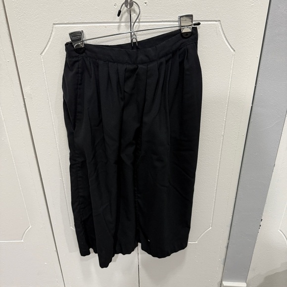 Vintage Julane New York Black Pleated Mini Skirt - Picture 2 of 9